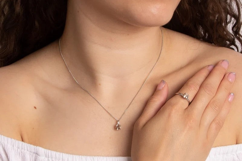 Moissanite vs Diamond: An Honest Comparison