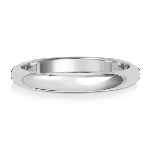 A classic D-shape polished wedding ring in platinum or white gold, shown from the side on a white background.
